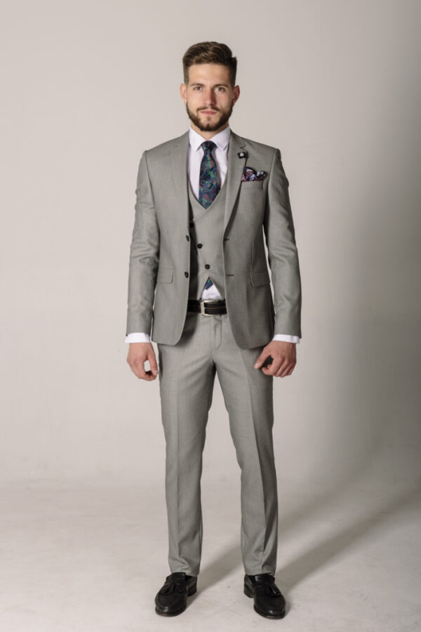 Костюм мужской тройка светло-серый 80% шерсти Sezzar.by