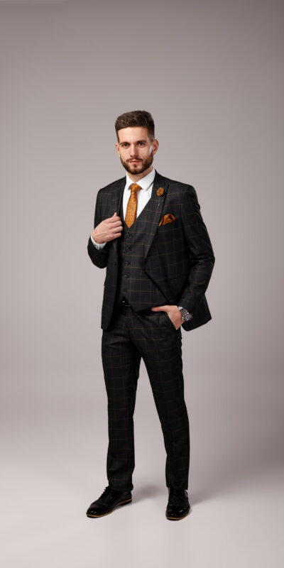 Костюм тройка тёмно-серый в клетку Sezzar.by